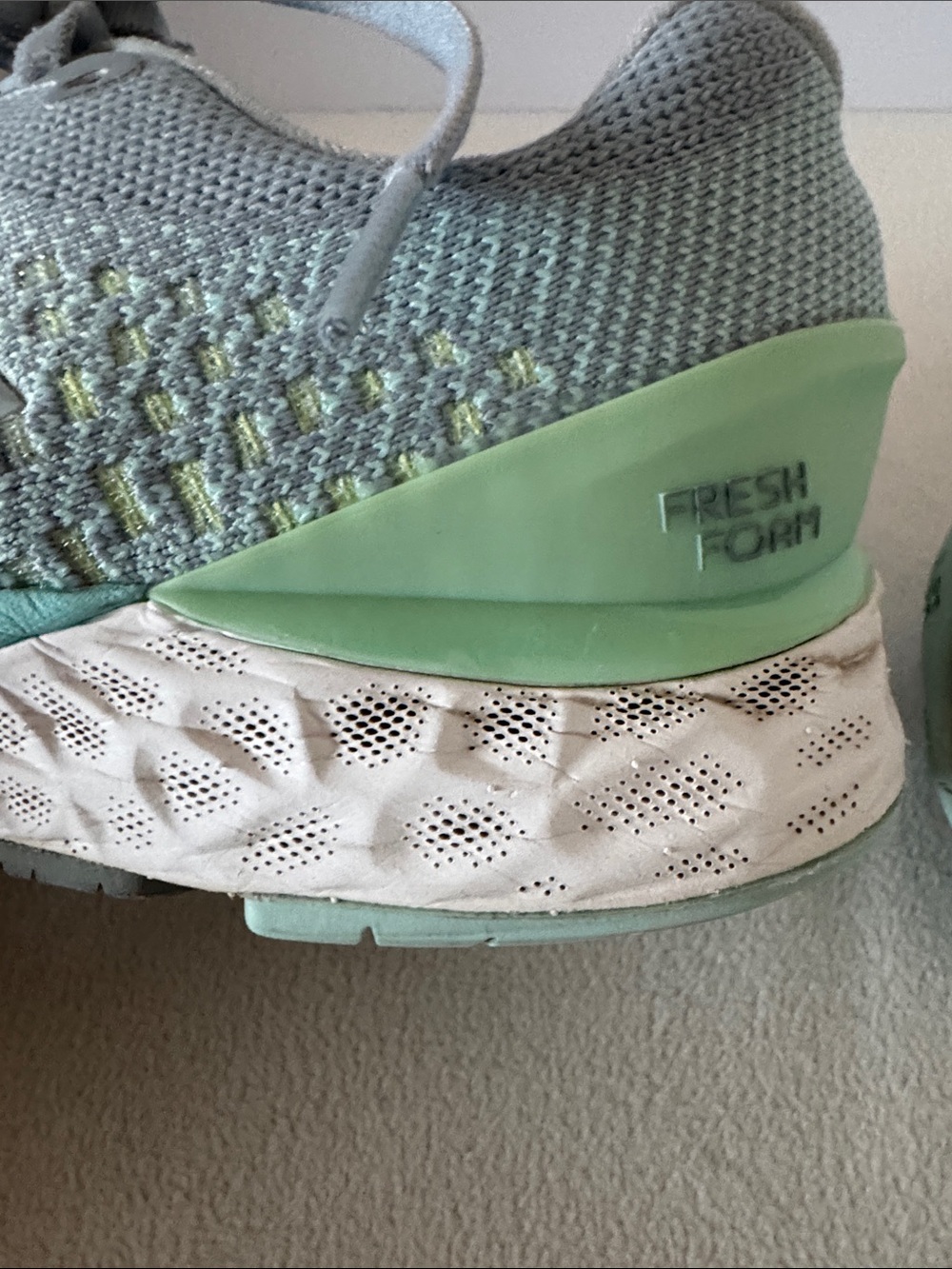 New Balance athletic shoes - Picture 9 of 11